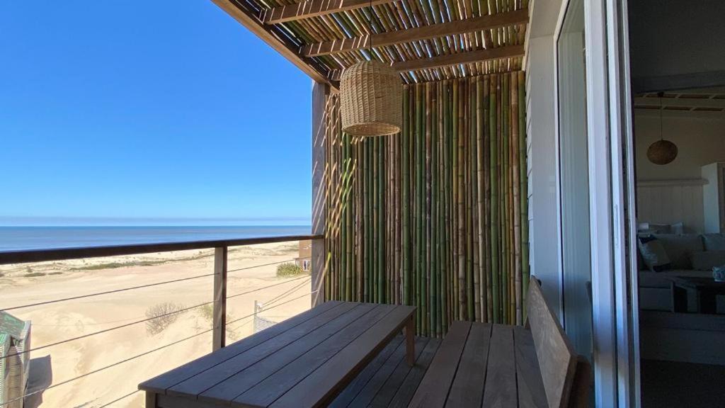 Ojos De La Viuda Apartman Punta Del Diablo Kültér fotó